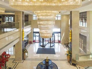 Фото отеля Huagang International Hotel