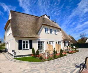 Traumhaus unter Reet Zingst Germany