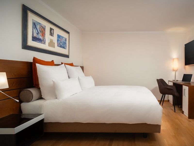 Hotel Photo 7