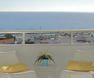 Vistas al mar, Puerto Marina, andando a la playa Benalmadena Spain