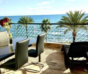 MI CAPRICHO A17 - Apartment on the Beachfront La Cala de Mijas Spain