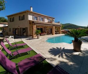 Villa 4 chambres 160m2 avec piscine chauffée Taradeau France