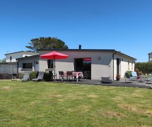 Holiday Home Ty Amiets (CED245) Cleder France