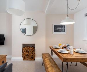 Beautiful Cottage with Terrace - Centre of St Ives St. Ives United Kingdom