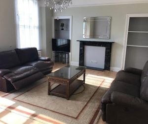 Large modern maisonette with parking Plymouth United Kingdom