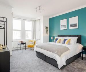 Luxury Interior Designed Apartment by Damask Homes Ilford United Kingdom