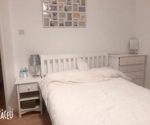 Clean & comfortable double bed room in north of London Watford United Kingdom