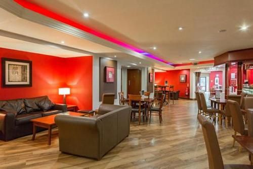 Hotel Photo 12