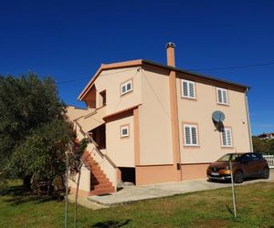 Apartment in Vrsi with Air conditioning, WIFI, Washing machine, Dishwasher (4836-2) Vrsi Croatia