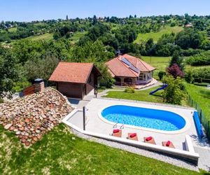 Nice home in Varazdin Breg w/ Outdoor swimming pool, Sauna and 2 Bedrooms Gornji Kneginec Croatia