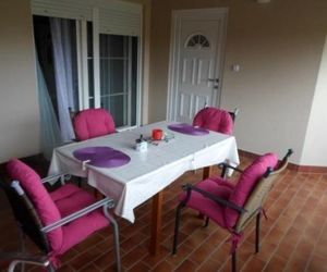 Studio Apartment in Nin with Terrace, Air Conditioning, Wi-Fi (233-1) Nin Croatia