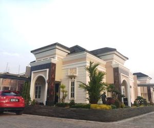 Miracle Guest House Cirebon Indonesia