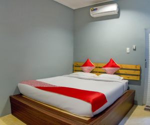 OYO 990 Stadion Residence Medan Indonesia