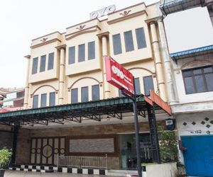 OYO 1585 Ring Road Residence Medan Indonesia