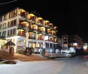 Evergreen Manali India