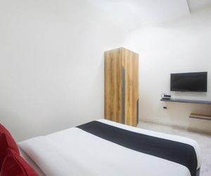 Capital O 62560 Hotel Zaid International Andheri East India