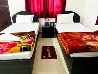 Hotel pic Gaurav guest house