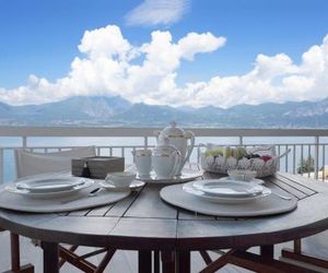 Romantic Big Terrace Torri del Benaco Italy