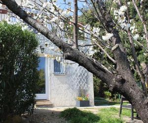 REZ DE VILLA AVEC BELLE VUE ET PISCINE St. Laurent-du-Var France
