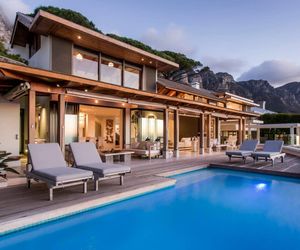 Modern 4 bedroom Ocean View villa - Camps Bay Camps Bay South Africa