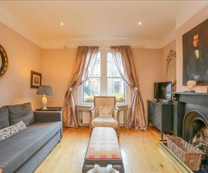 The Writer’s Townhouse - Beautiful & Traditional 4BDR in Jericho Oxford United Kingdom