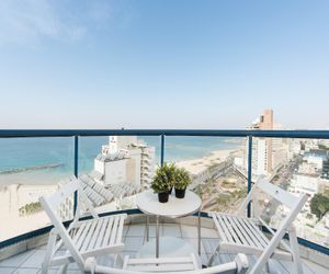 Stunning Beachfront Apt w/ 2 Balconies & Parking Tel Aviv Israel