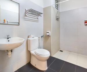 jKhome @ Austin Heights,FREE WIFi. Near Ikea,AEON Ulu Tiram Malaysia