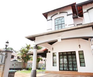 D Villa / Pelangi Indah JB / Event House / 18 pax Ulu Tiram Malaysia