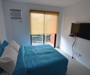 Attractive Riverside 2 Bedroom Unit w/ Balcony Iloilo Philippines