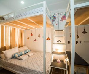 Perfect Couple & Family Room w/ FREE WIFI & Movies Maribago Philippines