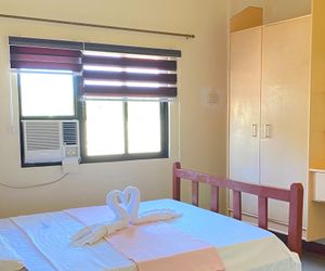 Triponias Seaside Homestay - Harmony Room Marigondon Philippines