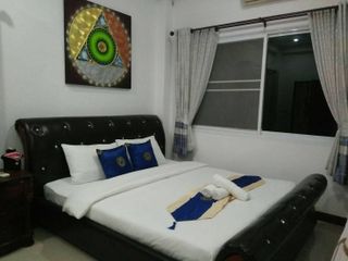 Hotel pic Ruean Roi Lanna Resort