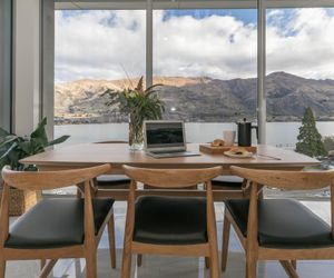 Stylish, bright apartment with amazing views Wanaka New Zealand