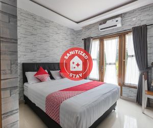 OYO 1769 Mahayun Guest House Syariah Bekasi Indonesia