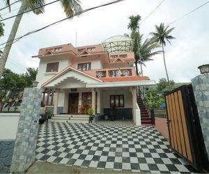 couplefriendly family rooms with good ambiance Thekkady India