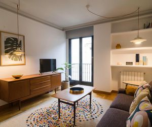 Cozy 1BR apartment with doorman in trendy Chueca Madrid Spain