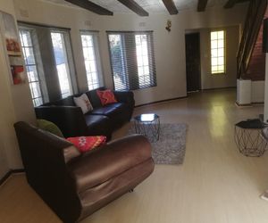 6 bedrooms Thatchy Cultural Fairy Hut Randburg South Africa
