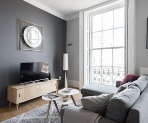 The Riverside Retreat - Modern & Stylish 1BDR Apartment in the Old City Bristol United Kingdom