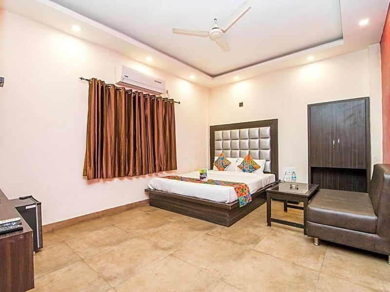 Hotel Photo 6