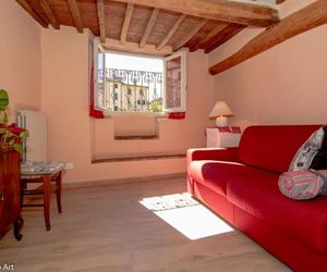 Casa Anfiteatro Lucca Italy