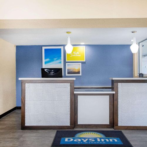 Photo of Days Inn by Wyndham Apopka/Orlando