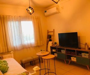 Cool Studio apartment Complete, bien ubicado, cercano a Bodegas, viñedos y zonas turísticas Lujan Argentina