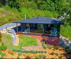 Fletchers Ridge Brand New Luxury Guest House Montville Australia