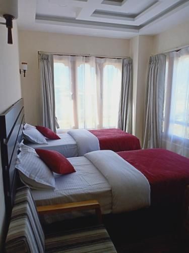 Hotel Photo 10
