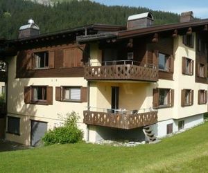 Appartement in Hus Signal met prachtig uitzicht op de bergen Serneus Switzerland