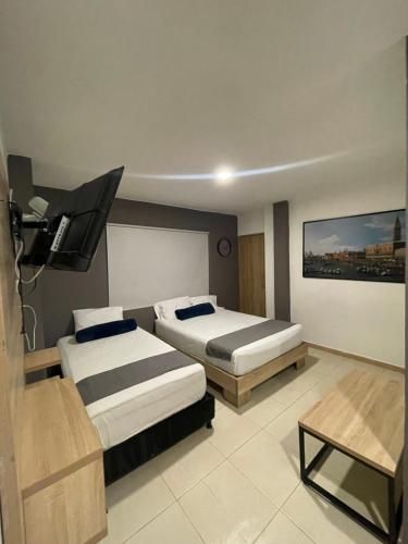 Hotel Photo 12