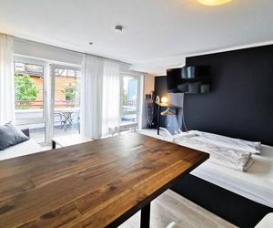 stylish studio - main train station close to city centre - netflix - balcony - parking Heidelberg Germany