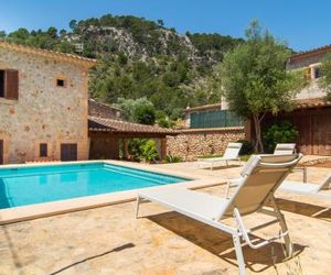 Fabulous Rural House with views to the mountains Caimari Spain