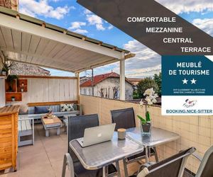 Appart Cosy avec Mezzanine et Belle Terrasse - à 200 m de la Gare Nimes France