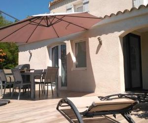 Jolie maison individuelle climatisée au cœur de la Provence 40 Km Verdon et de Ste Maxime. Lorgues France